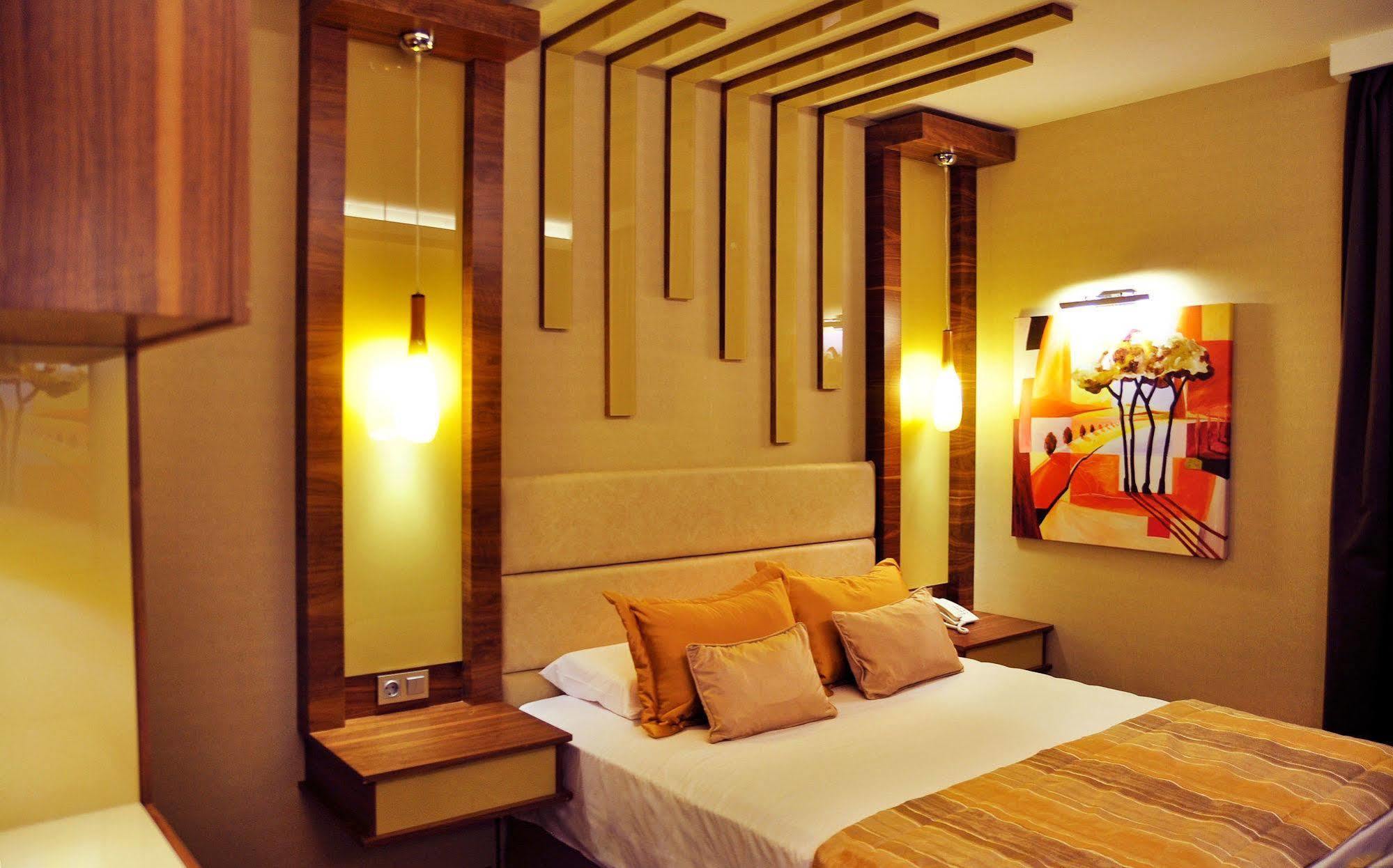 Avin Hotel Ізмір Екстер'єр фото
