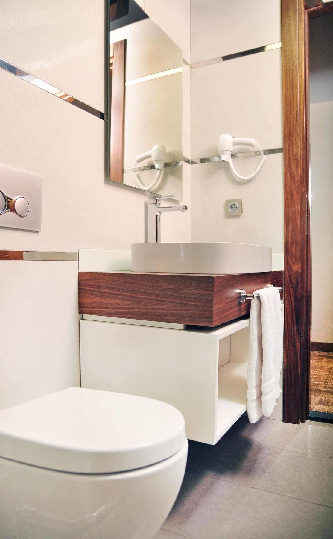 Avin Hotel Ізмір Екстер'єр фото