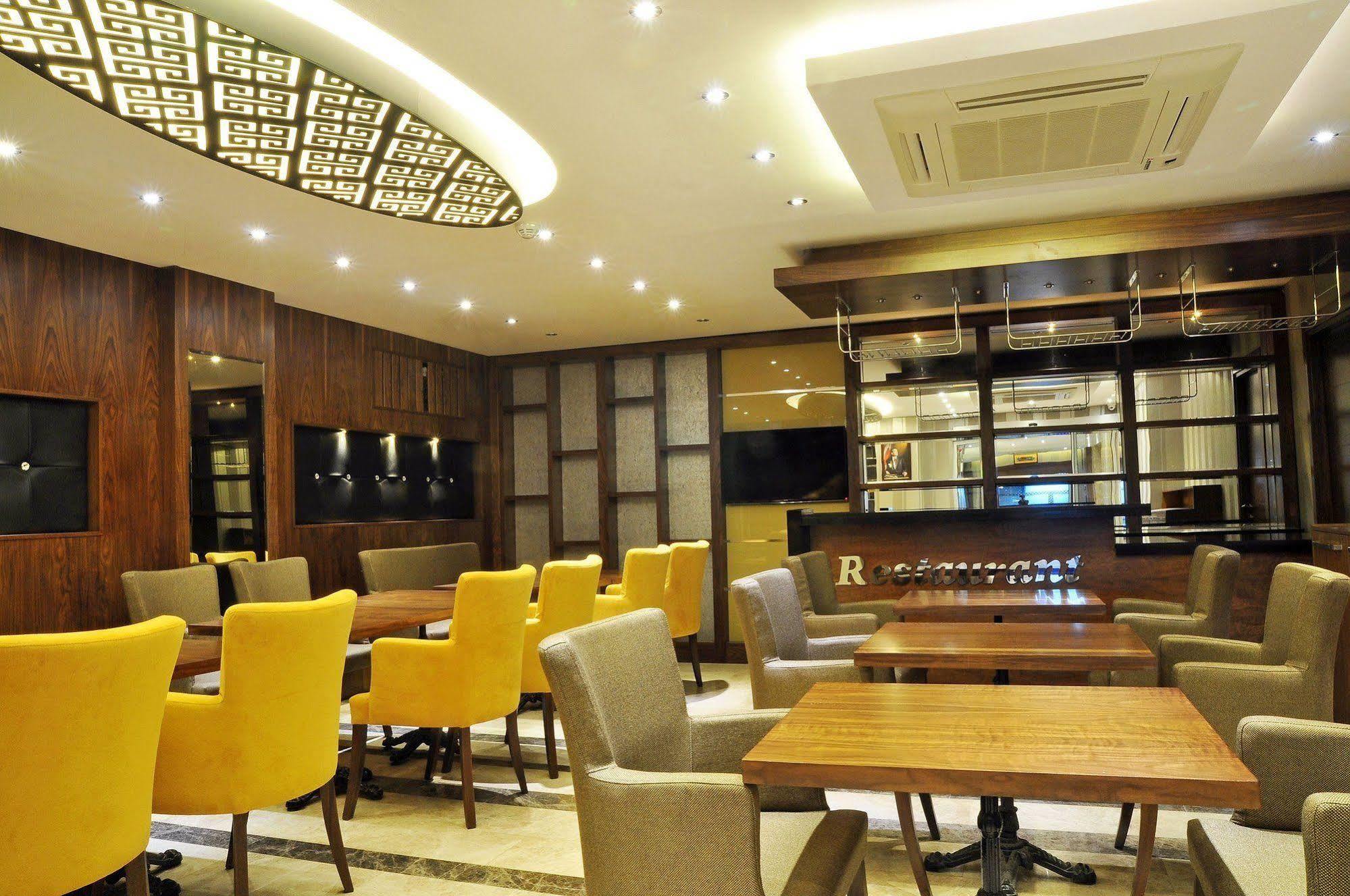 Avin Hotel Ізмір Екстер'єр фото