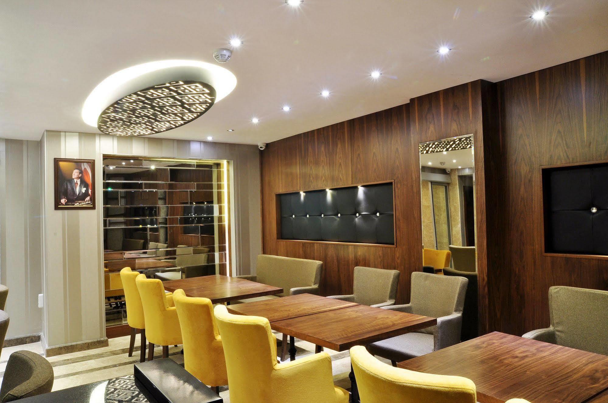 Avin Hotel Ізмір Екстер'єр фото